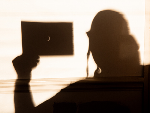 Selfie shapdow during solar eclipse 2026